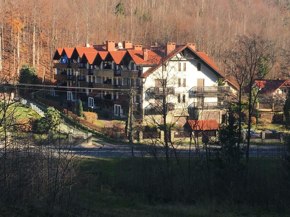 Champion'S Apartment Balkon Garaz Klima Щирк Экстерьер фото